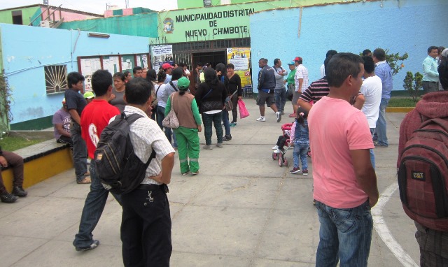 Trabajadores ediles de Nuevo Chimbote seguirán realizando paros y no descartan huelga