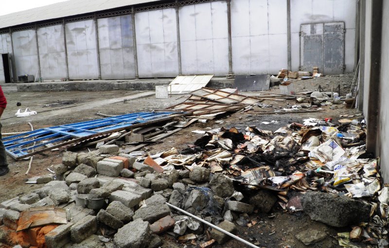 Local del INC de Chimbote convertido en guarida de drogadictos y prostitutas 