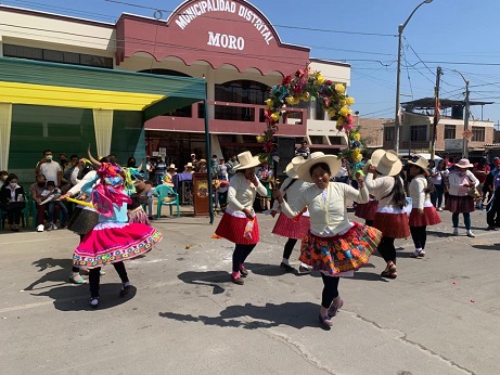 Feria Agropecuaria Moro 2022 inicia con un concurso de pasacalle y bailes típicos