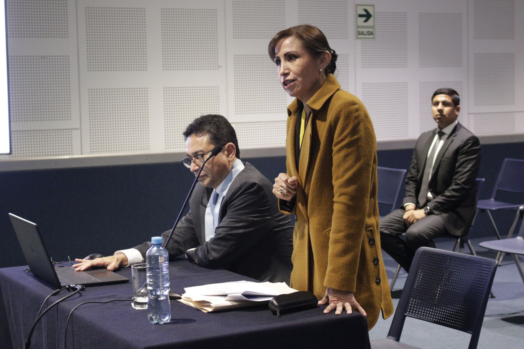 JNJ revoca destitución contra Patricia Benavides por  suspensión de 60 días