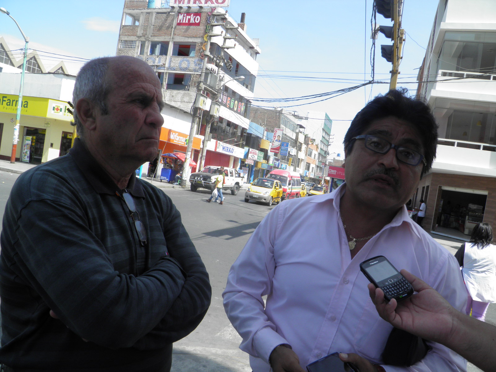 Chimbote: sociedad civil alista quema de muñecos de cuestionadas autoridades 