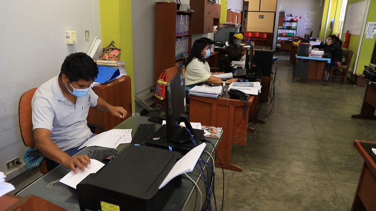 Chimbote: alertan a población a tener cuidado con tramitadores para trámite de licencias