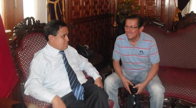 Otárola confirma apoyo para financiamiento de más obras en distrito sureño