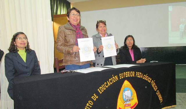 Instituto Pedagógico ratificó convenio con colegio "Eduardo Ferrick" de Coishco