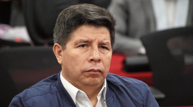 Fiscalía denuncia a Pedro Castillo ante el Congreso por uso indebido de aeronaves militares