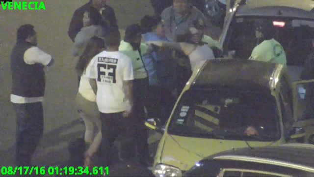 Cámara de seguridad ciudadana graba pelea callejera de cuatro mujeres en Chimbote