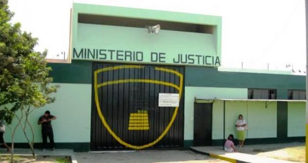 Visitas al penal de Cambio Puente disminuyen en 50% debido a restricciones