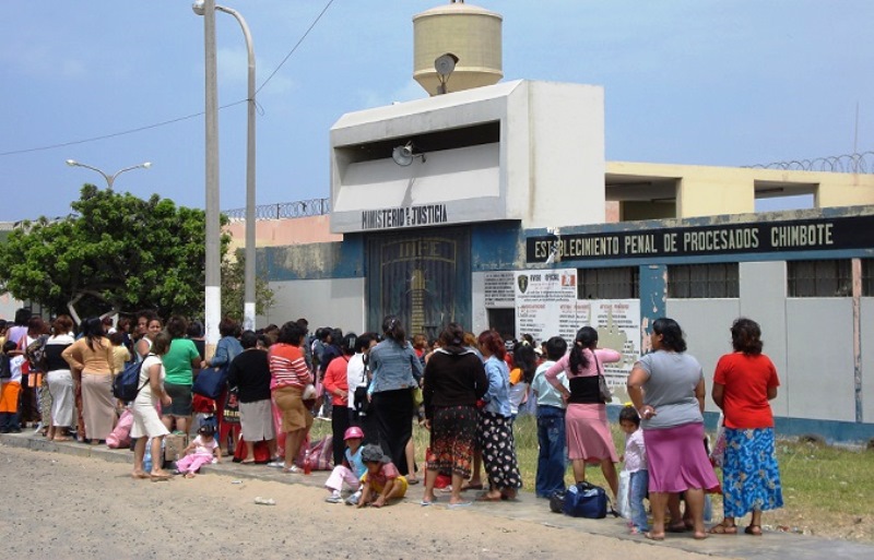 Hacinamiento en Cambio Puente, llegaron 263 internos y 4 reclusas más
