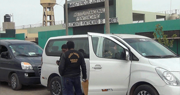 Chimbote: Mujer fue a visitar a la cárcel a su esposo preso por robo agravado y la intervienen con un chip de teléfono