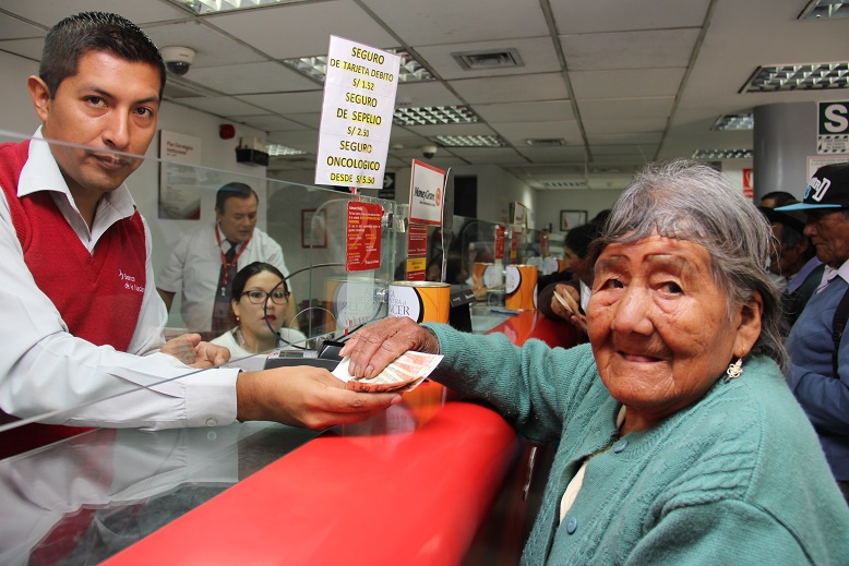 Pensión 65 inicia este 15 de octubre pagos a usuarios en 1,874 distritos del país