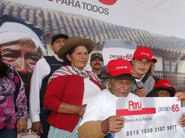 Más de 3 mil millones de soles se invertitán en programas sociales