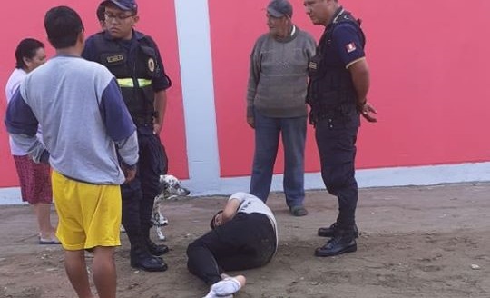 Joven fue pepeado y asaltado por delincuentes cerca de colegio en Chimbote
