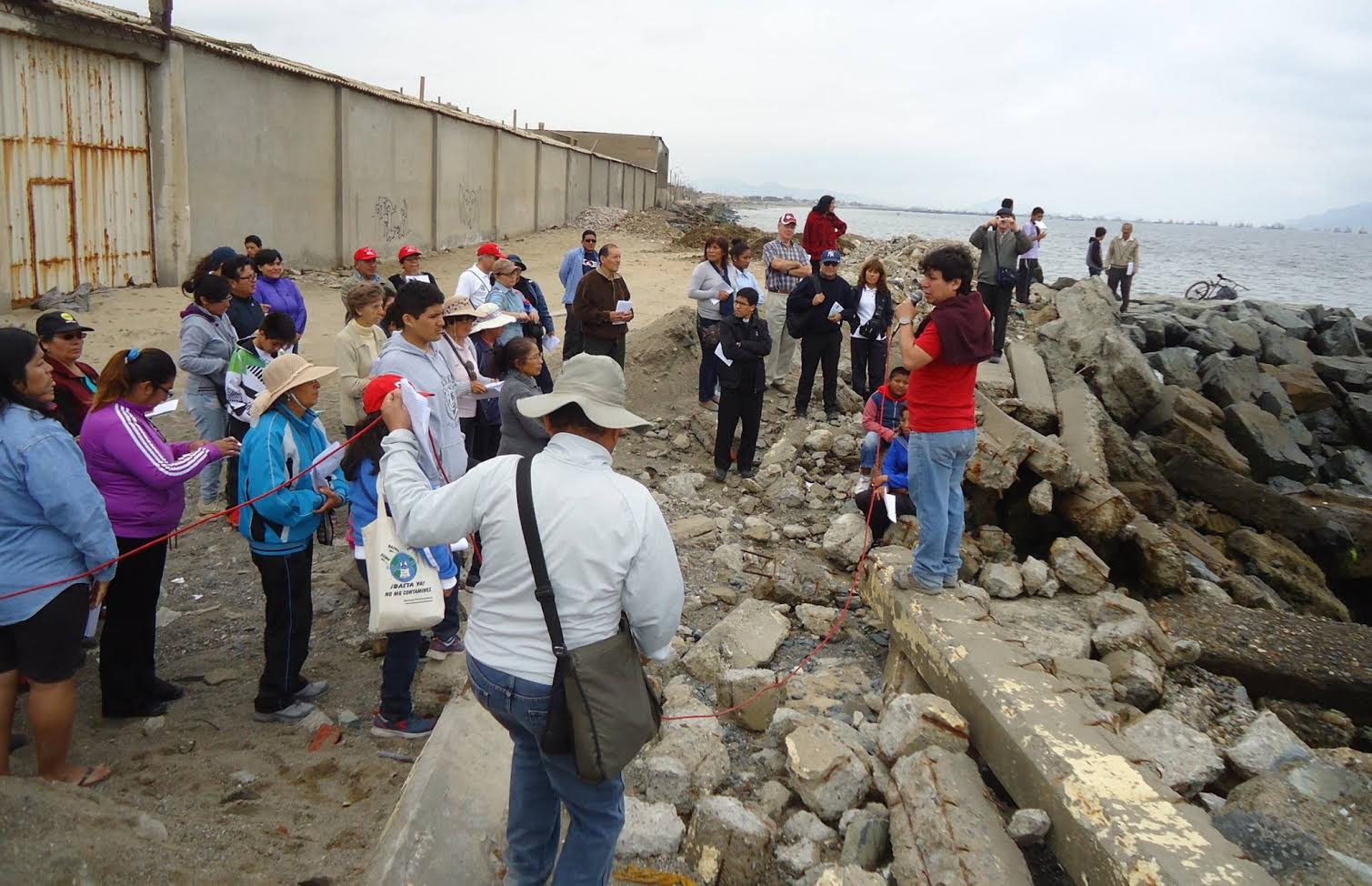 Peregrinación por la bahía de Chimbote