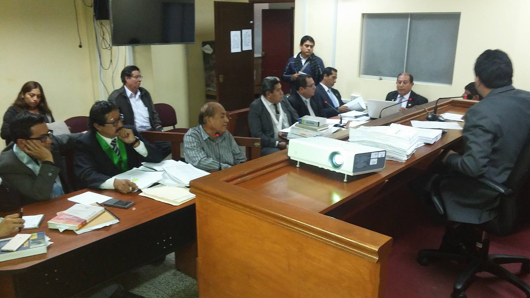 Caso semáforos: peritos del MP reafirman sobrevalorización mientras que el de parte lo rechaza