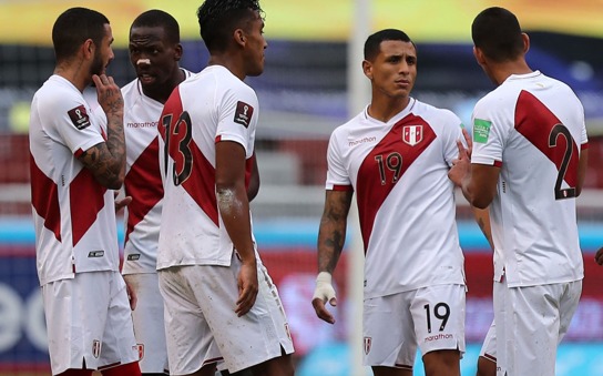 DT de Ecuador: “Partido de mañana frente a Perú será una dura batalla”