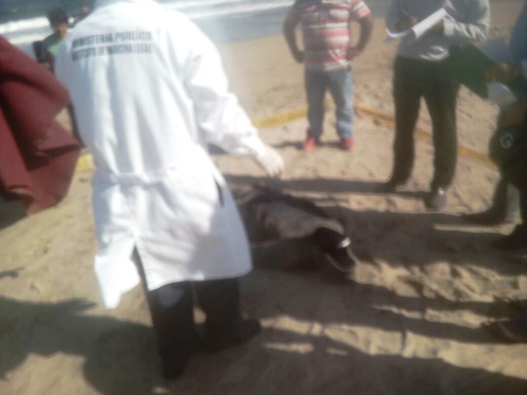 Tragedia en el mar, un pescador muere ahogado en El Dorado y otro desaparece en Chimbote