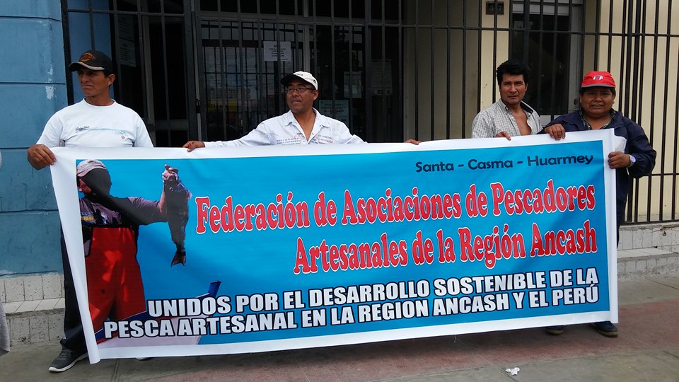 Pescadores artesanales exigen no pagar por inspección técnica de sus embarcaciones