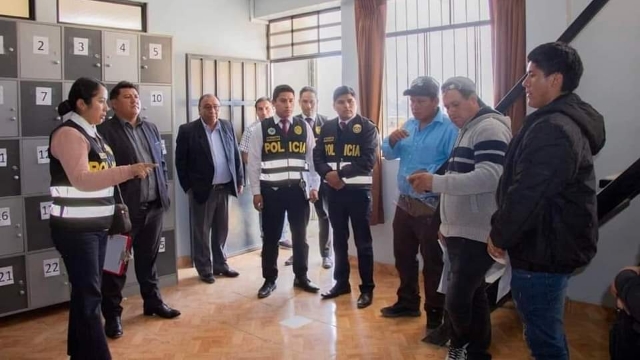 Funcionarios de la Dirección Regional de Transportes en Huaraz son intervenidos por corrupción