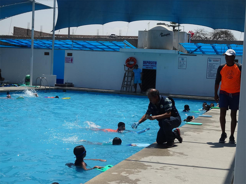 Red de Salud Pacífico Sur inspeccionó piscinas de Nuevo Chimbote