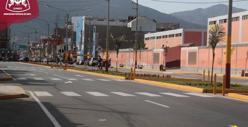 Chimbote: se inauguró nueva pista en transitado jirón Alfonso Ugarte