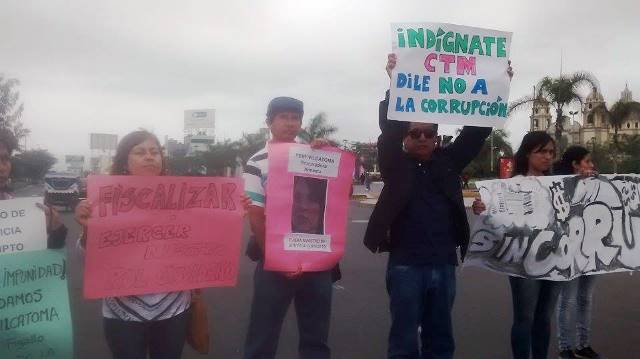 Representantes de organizaciones de Chimbote realizaron plantón ciudadano contra la corrupción