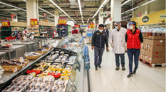 Plaza Vea de Chimbote cumplió con levantar disposiciones sanitarias por el covid-19