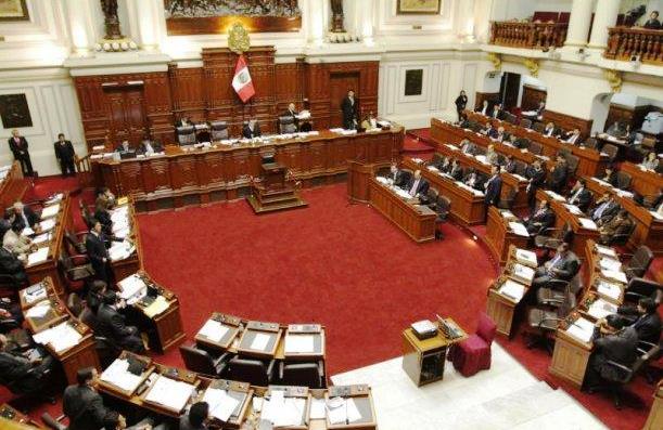  Funcionarios públicos que incurran en delitos de colusión y peculado irán a prisión