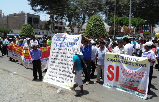 Casma: con marcha pobladores piden construcción de planta siderúrgica