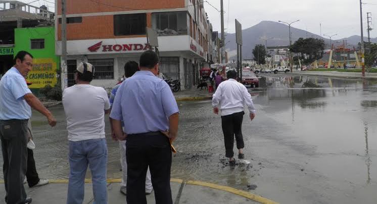 Moradores afectados por impresionante aniego exigen ser indemnizados