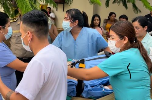 Áncash: trasladan a Lima a policías heridos de gravedad en Chimbote