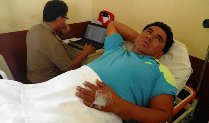 Valeroso policía se enfrentó a siete delincuentes y frustra asalto a pasajeros