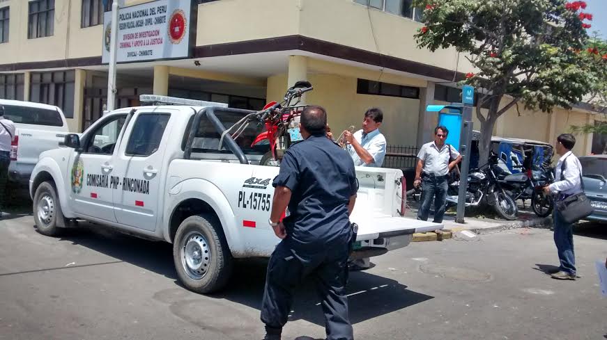 Efectivo policial se enfrentó a balazos contra seis delincuentes y frustró asalto en Santa