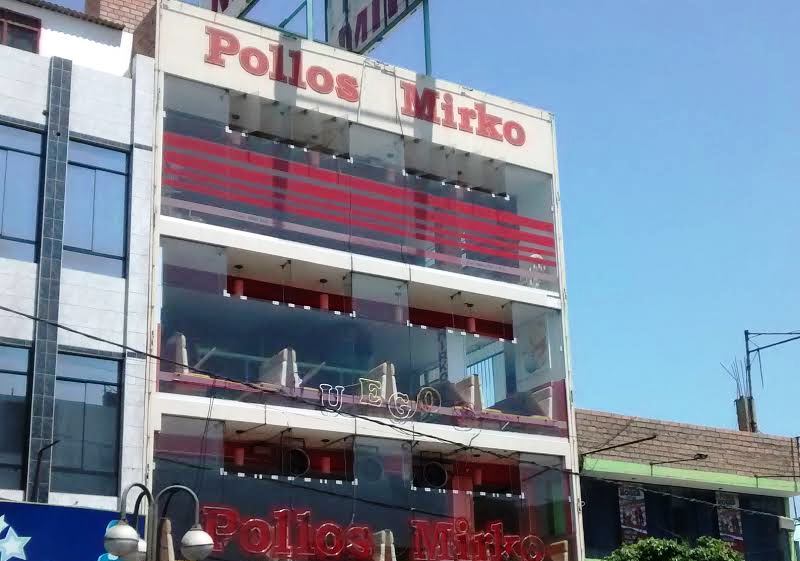 Chimbote: restaurante y pollería fueron multados con 40% de una UIT