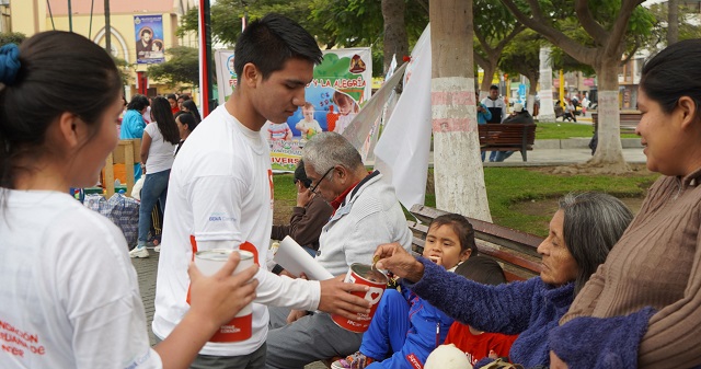 Chimbotanos se suman a la colecta nacional “Ponle Corazón” para apoyar a los pacientes con cáncer