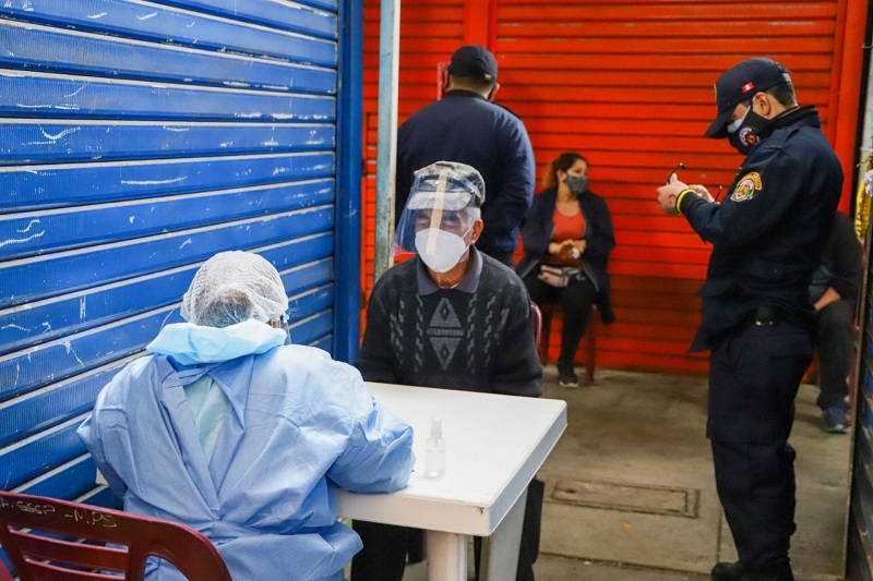 Detectan a 23 comerciantes positivos de covid-19 en mercado "Nuevo Progreso" de Chimbote