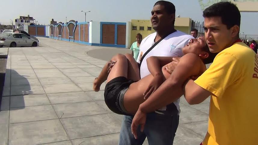 Postulante a escuela de Suboficiales de la PNP casi muere ahogado en examen de natación