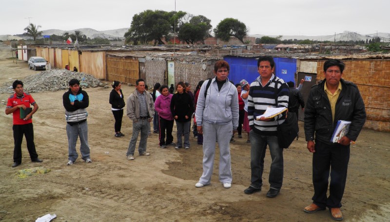 Apareció supuesto dueño de terreno en “Villa España” y ordenan desalojo de 150 familias