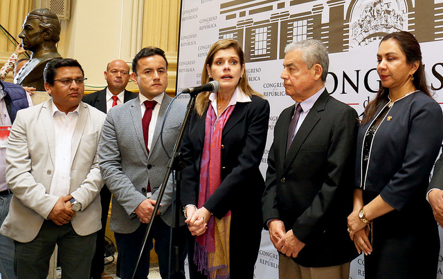 Premier Aráoz: “Nuestro enfoque se centra en satisfacer necesidades de la población de manera rápida”