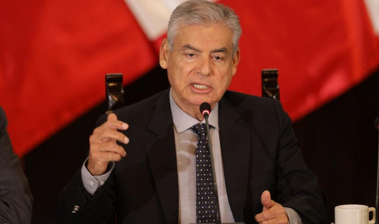 “El 30 % del presupuesto anual es devuelto por los gobiernos”, revela premier Villanueva