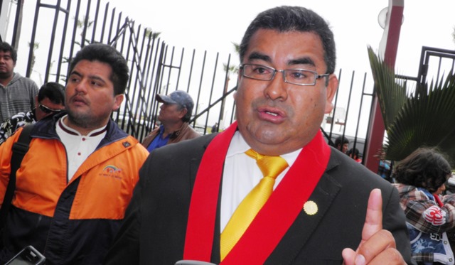 Álvarez pide tregua a sus opositores y llama a la unión para enfrentar la delincuencia