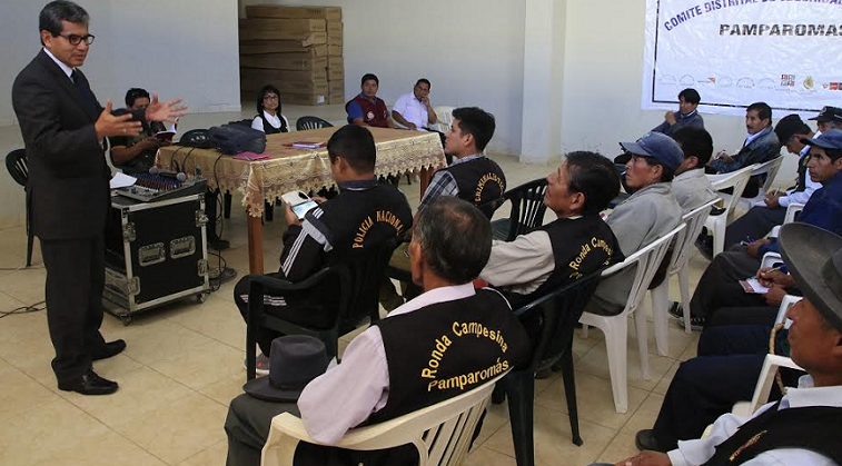 Titular de Corte del Santa participó en taller con rondas de Moro y Pamparomás