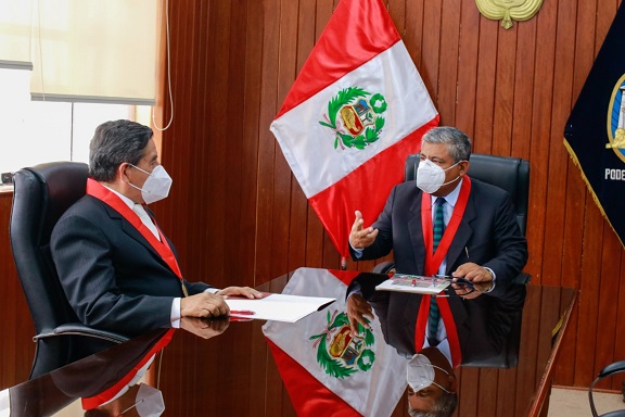 Titular de Corte del Santa y jefe de Odecma sostuvieron primera reunión de trabajo