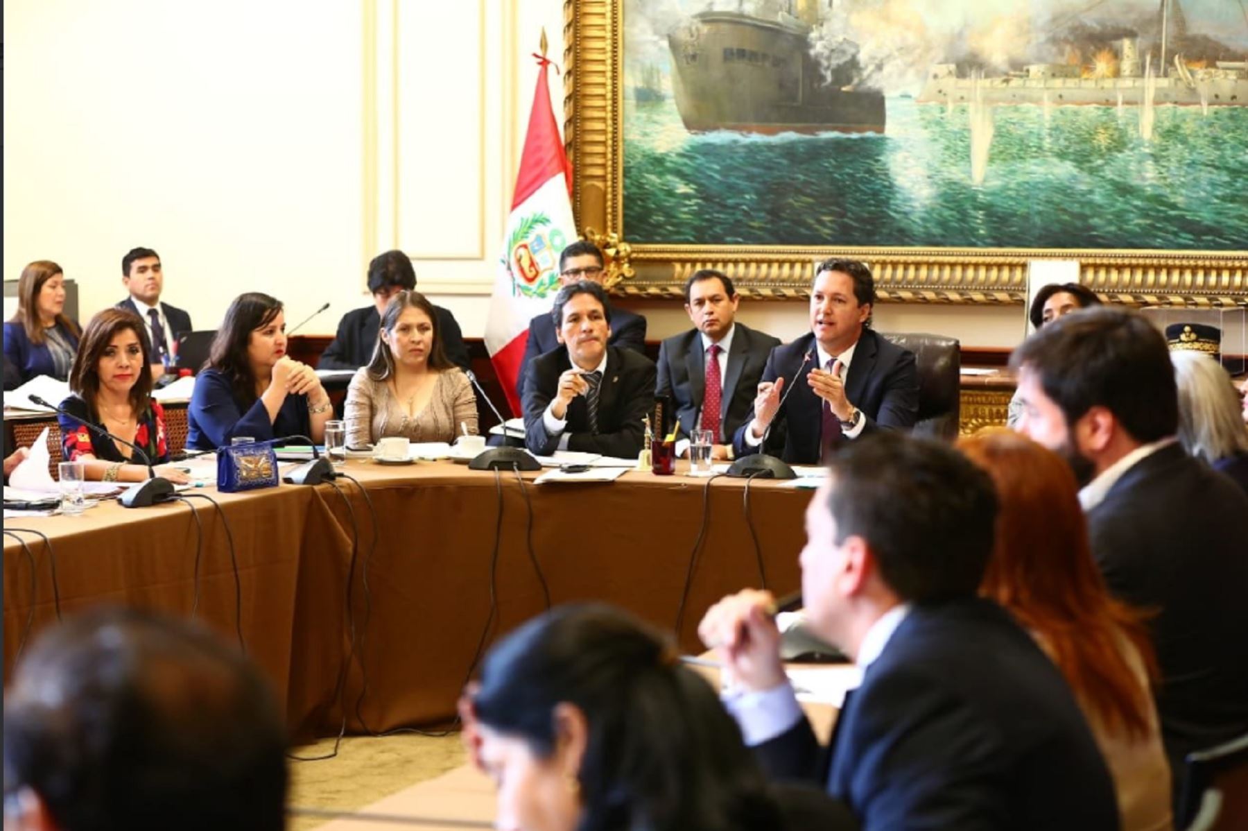 Presidente del Congreso: “Ni los insultos ni amenazas conseguirán que deje de cumplir mi deber”