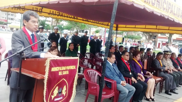 Presidente de la Corte de Justicia del Santa pide a jueces ser justos y actuar con eficacia 