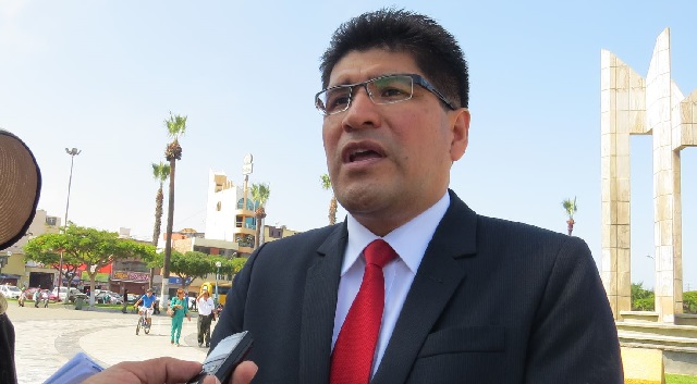 Presidente de la Corte del Santa pide a la policía que captura a tres exalcaldes prófugos de la justicia