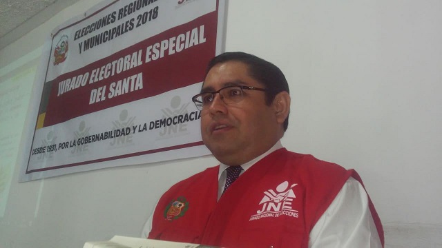 JEE-Santa investiga presunta infracción a la ley electoral cometida por Victoria Espinoza y alcalde Julio Cortez