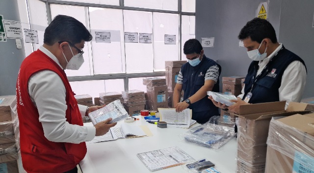 ODPE Santa realizó verificación pública de material electoral para votaciones del domingo 2 de octubre