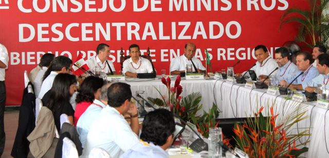 Humala advierte a alcaldes que no deben usar fondos públicos para reelección