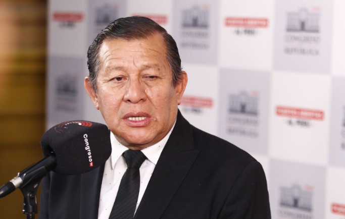 Titular del Congreso anuncia revisión de paquete de normas sobre seguridad ciudadana      