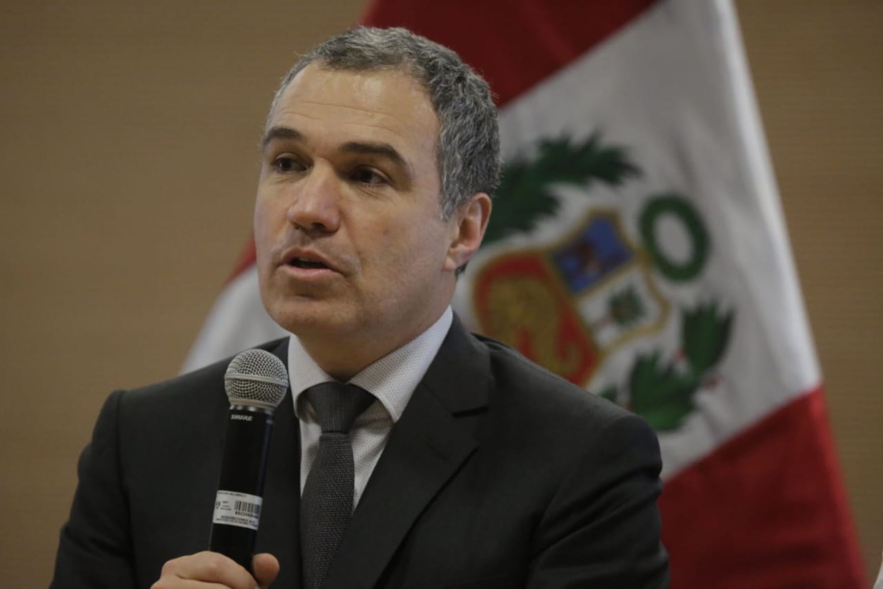 Premier Del Solar: “No discutir la reforma sobre inmunidad es inaceptable”